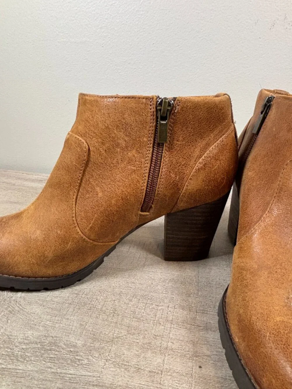 CLARKS Indigo Mission Philby Brown Leather Chunky Block Heel Ankle Boots/Booties